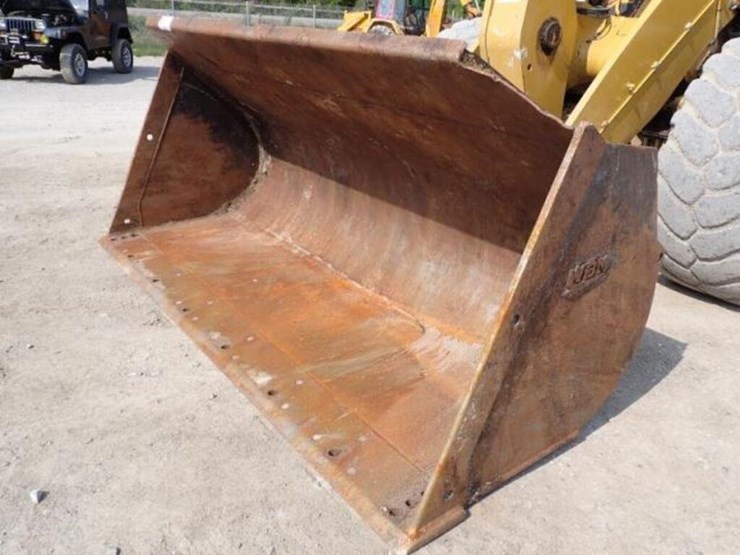 2014-caterpillar-950k-image-60