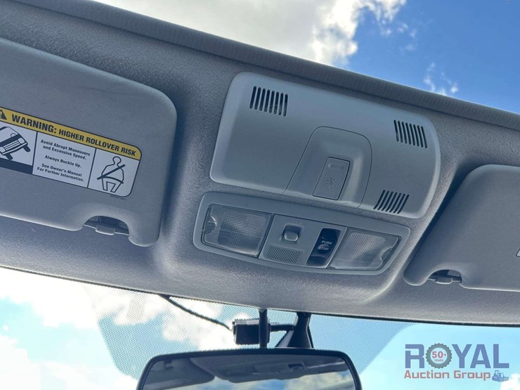 2012-mitsubishi-outlander-image-17