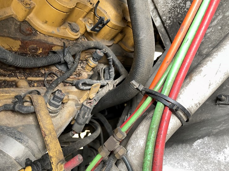 2001-ford-f750-image-100