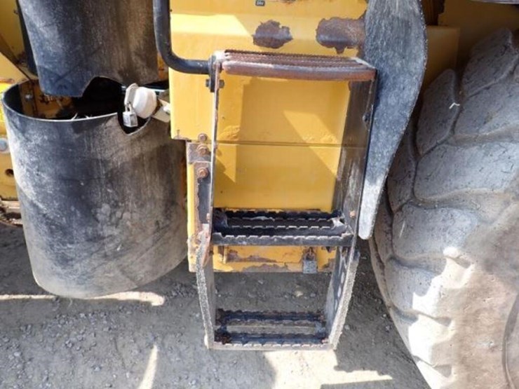 2014-caterpillar-950k-image-27