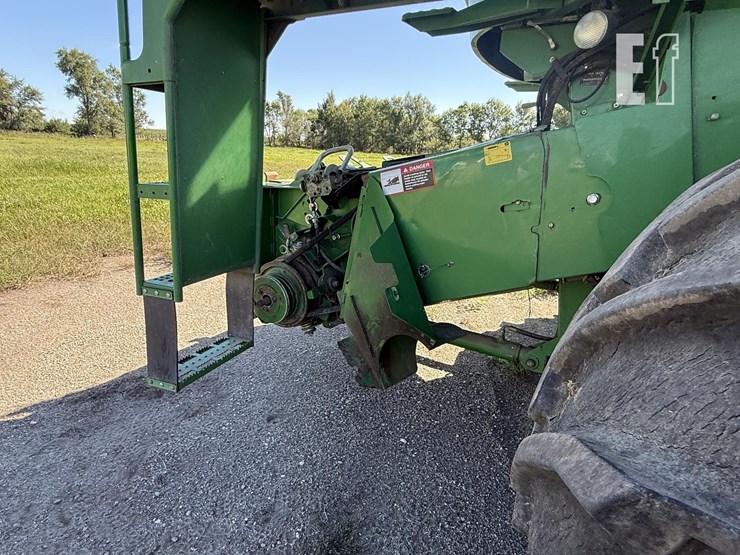 2006-john-deere-9760-sts-image-34