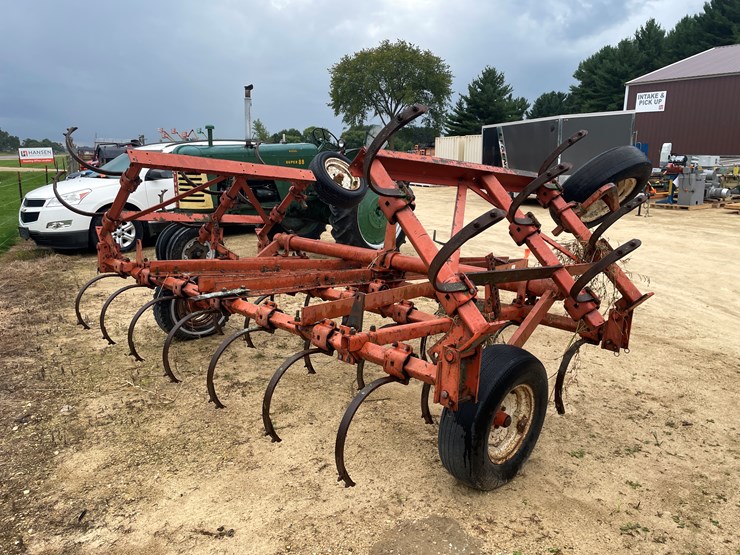 allis-chalmers-1200-image-5