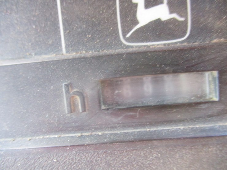 john-deere-485-image-9