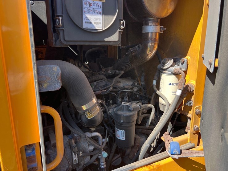 2015-hyundai-hl730-9a-image-7