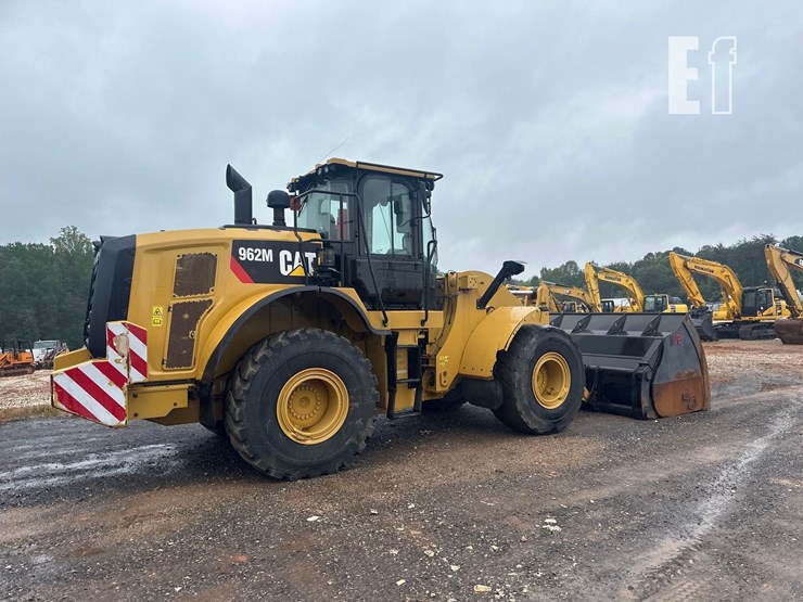 2020-caterpillar-962m-image-8
