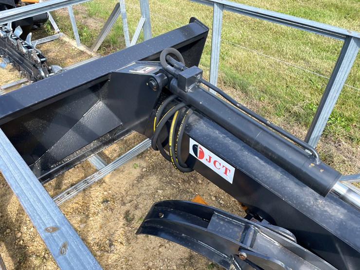 #2496-•-jct-heavy-duty-skid-steer-backhoe-arm-image-6
