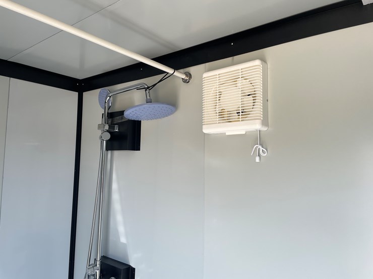 #2429-•-kj-new-portable-restroom-image-19