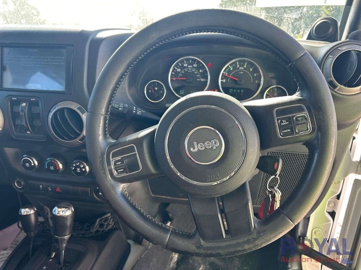 2011-jeep-wrangler-image-11