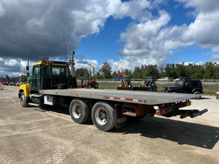 1999-mack-ch613-image-5