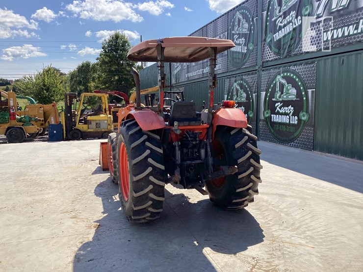 2016-kubota-m7060d-image-5