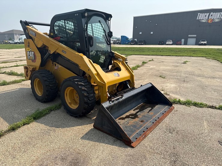 caterpillar-262d3-image-7