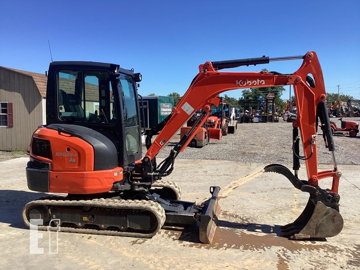 2023-kubota-kx033-4-image-11