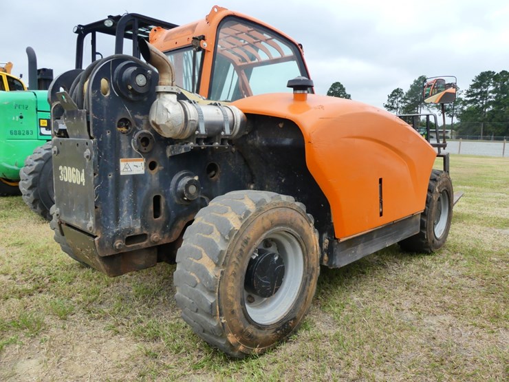 2018-jlg-g5-18a-image-4