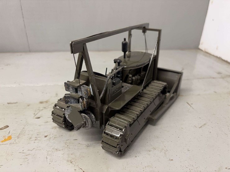 caterpillar-d7-image-4