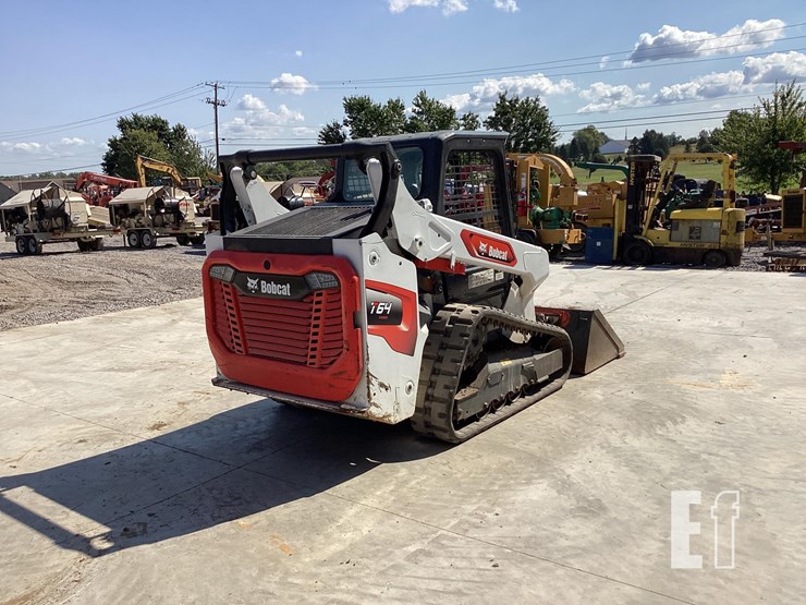 2022-bobcat-t64-image-8