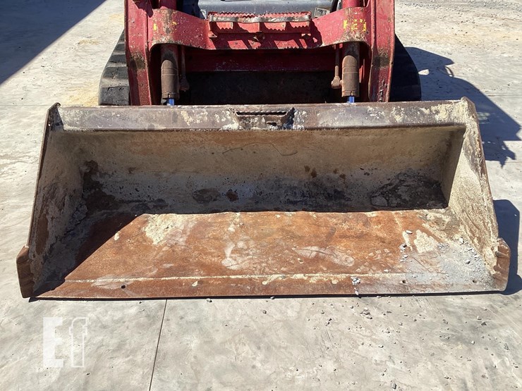 2018-takeuchi-tl12r2-image-11