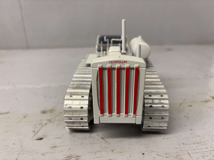caterpillar-d7-image-29