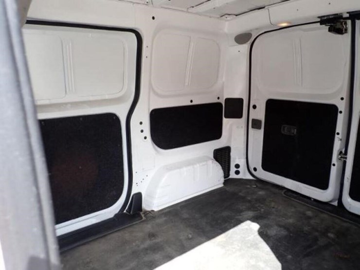 2019-nissan-nv200-image-55