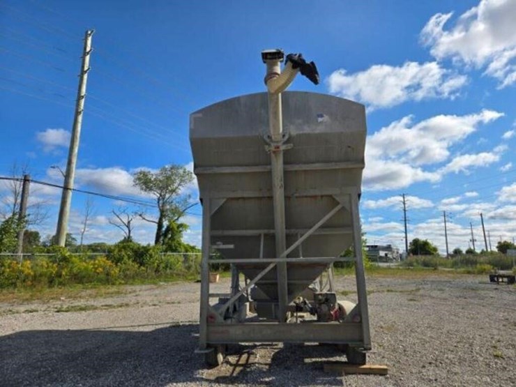 2014-fastway-low-profile-tow-behind-t/a-cement-sil-image-7