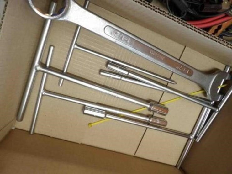 wire-brush-set,-t-handle-metric,-more-image-2