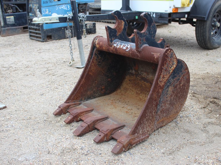 john-deere-75-image-1