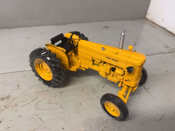 john-deere-720-image-5