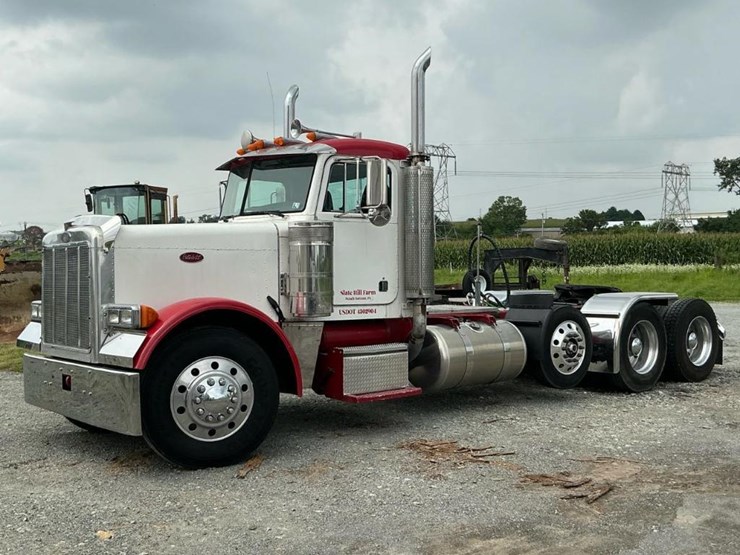 #502-•-2004-peterbilt-truck-image-3