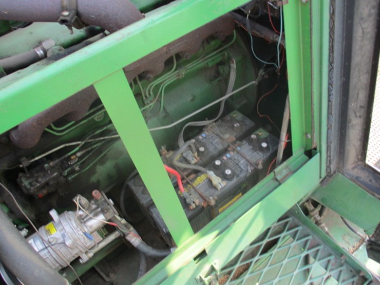 john-deere-4420-image-44