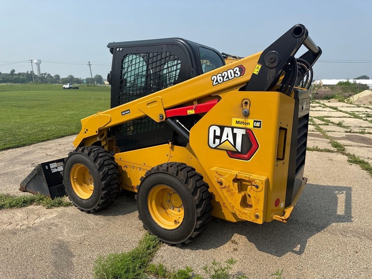caterpillar-262d3-image-3