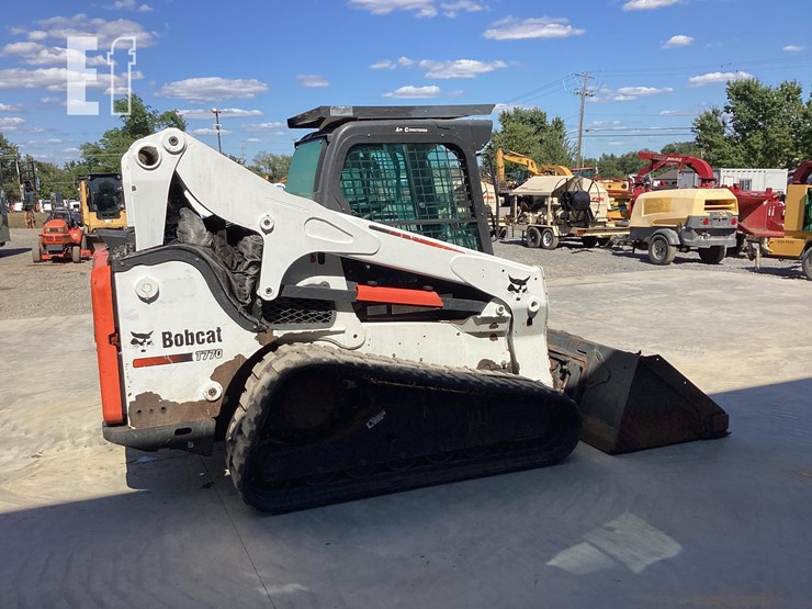 2011-bobcat-t770-image-9
