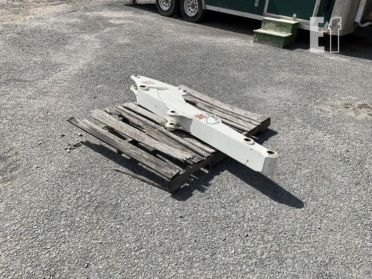 bobcat-e26-image-1