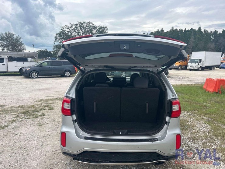 2014-kia-sorento-image-21