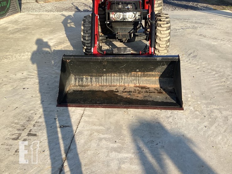 2023-case-ih-farmall-70a-image-13