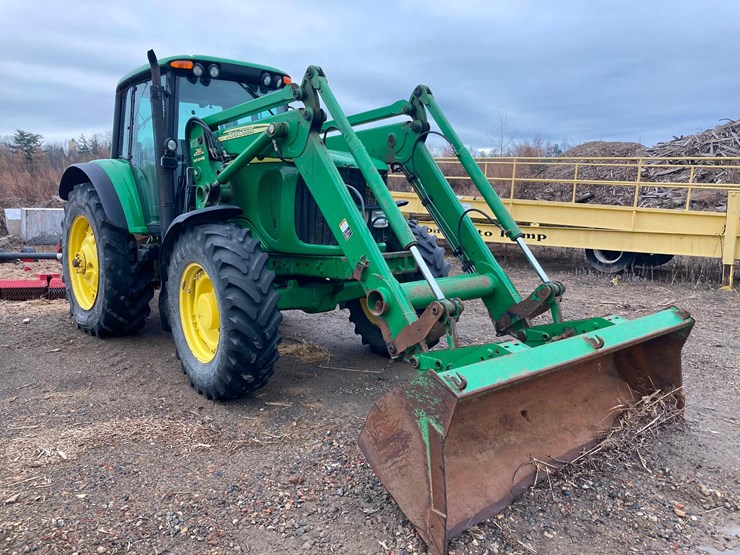 john-deere-7220-image-2