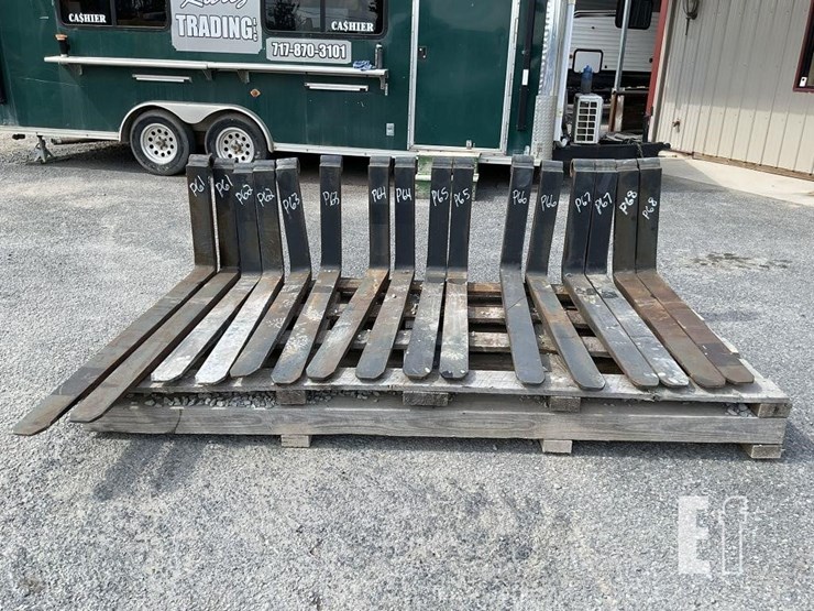 (2)-48"-telehandler-forks-image-5