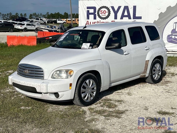 2010-chevrolet-hhr-image-1