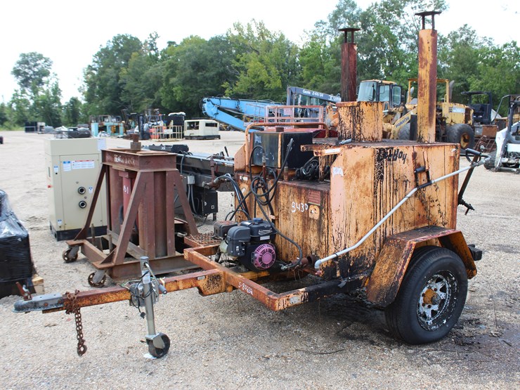 #3478-•-leeboy-4250-tar-pot-trailer-image-1
