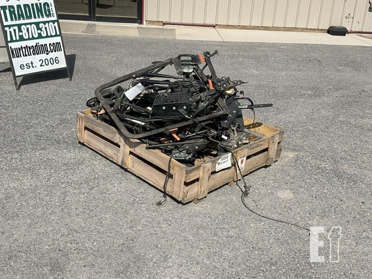 pallet-of-bobcat-door-parts-image-4