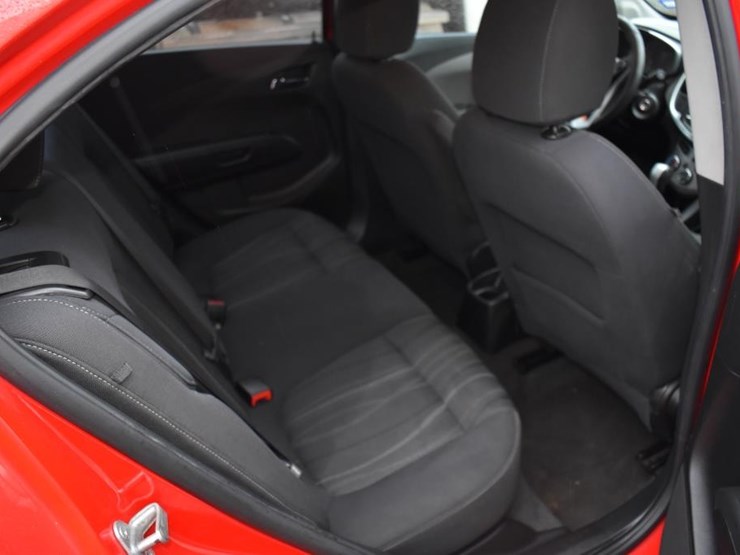 2017-chevrolet-sonic-lt-car-(vin-#-1g1jd5sh2h4118881)-(showing-appx-141,282-image-8