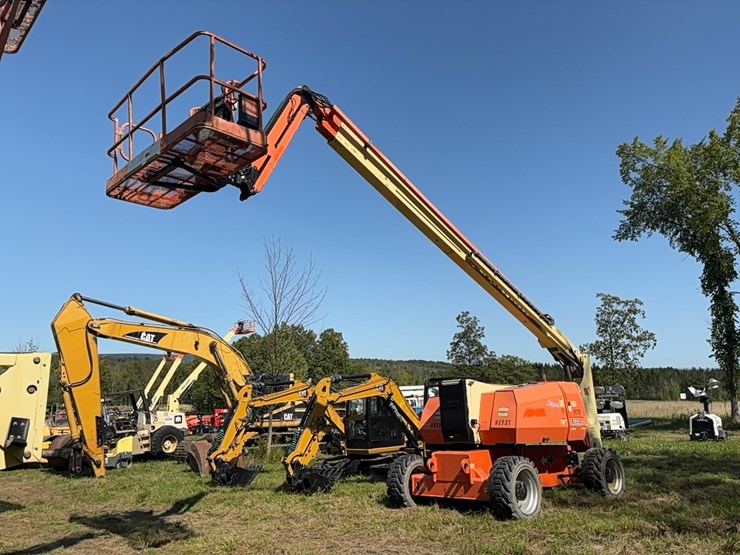 2015-jlg-800aj-image-1
