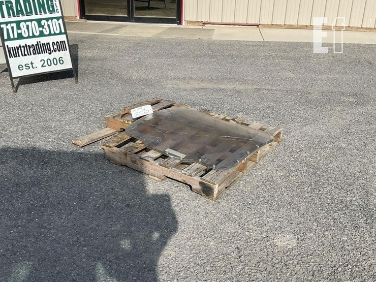 bobcat-m-series-forestry-door-glass-image-4