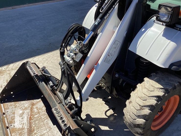 bobcat-toolcat-5600-image-24