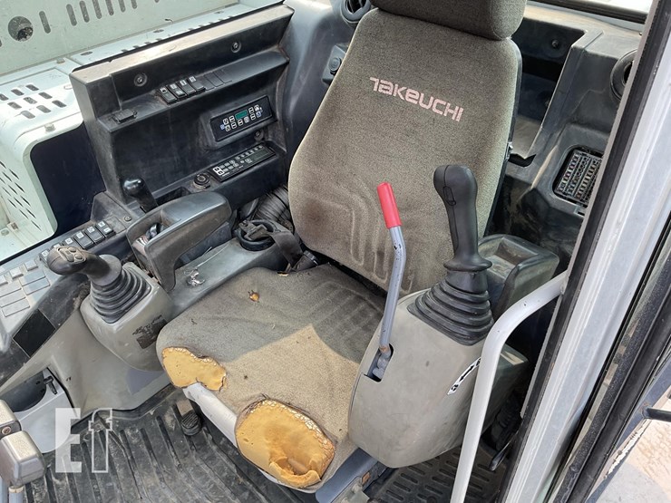 2019-takeuchi-tb2150-image-14