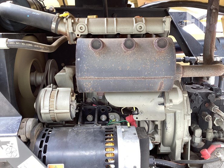 2010-jlg-450aj-ii-image-10