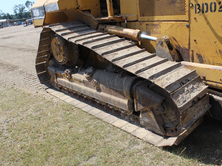 caterpillar-d5m-xl-image-9