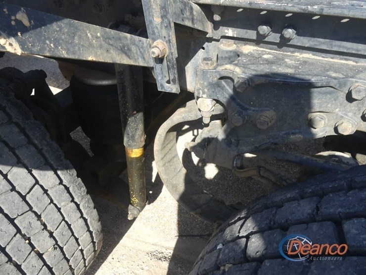 2016-kenworth-t680-image-5