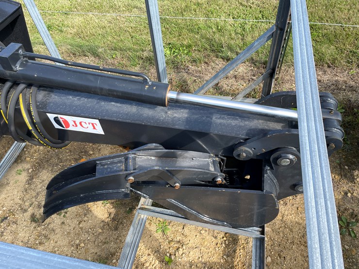 #2496-•-jct-heavy-duty-skid-steer-backhoe-arm-image-5