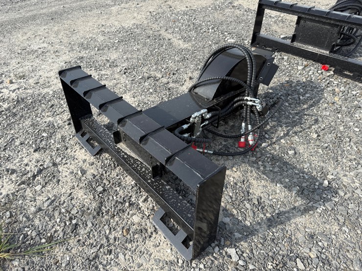 #2000-•-#26294-•-unused-giyi-skid-steer-stump-grinder-dszymj250763-image-1
