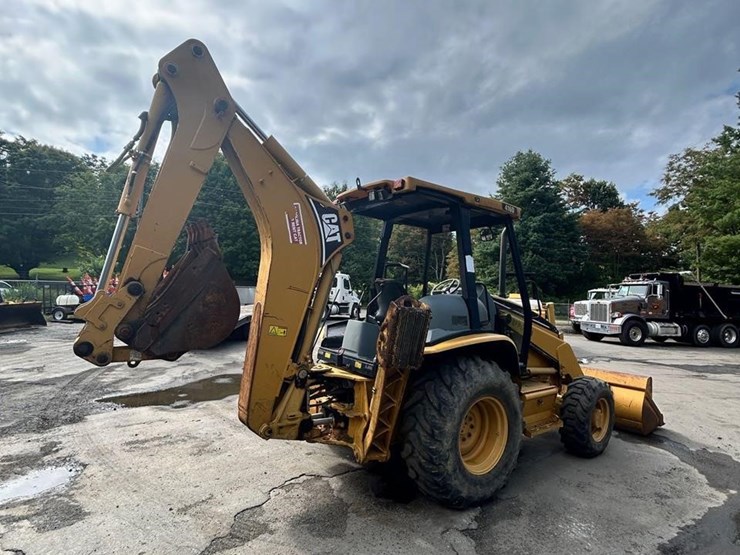 2006-caterpillar-416d-image-3