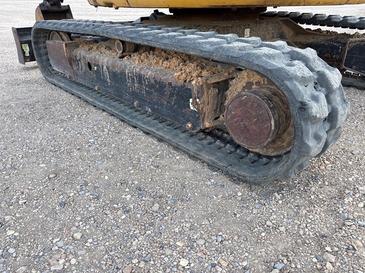 2016-caterpillar-303-image-7